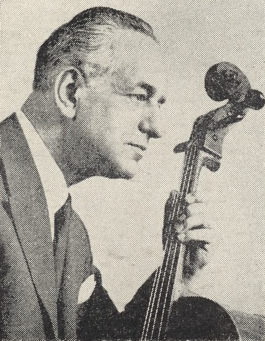 Gaspard Cassado, env. 1956, photo de presse VOX
