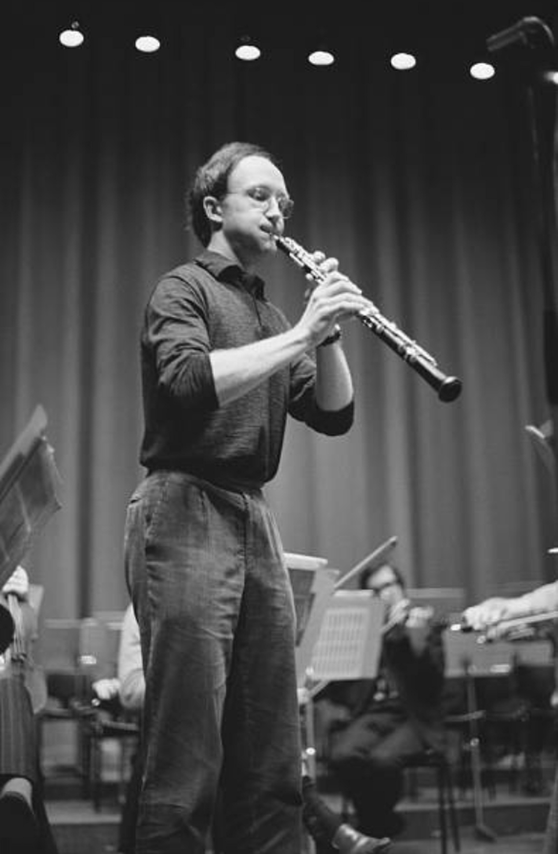 Heinz HOLLIGER, peut-être à l'époque du Concours de Genève 1959, Cliquer sur la photo pour une vue agrandie et les références