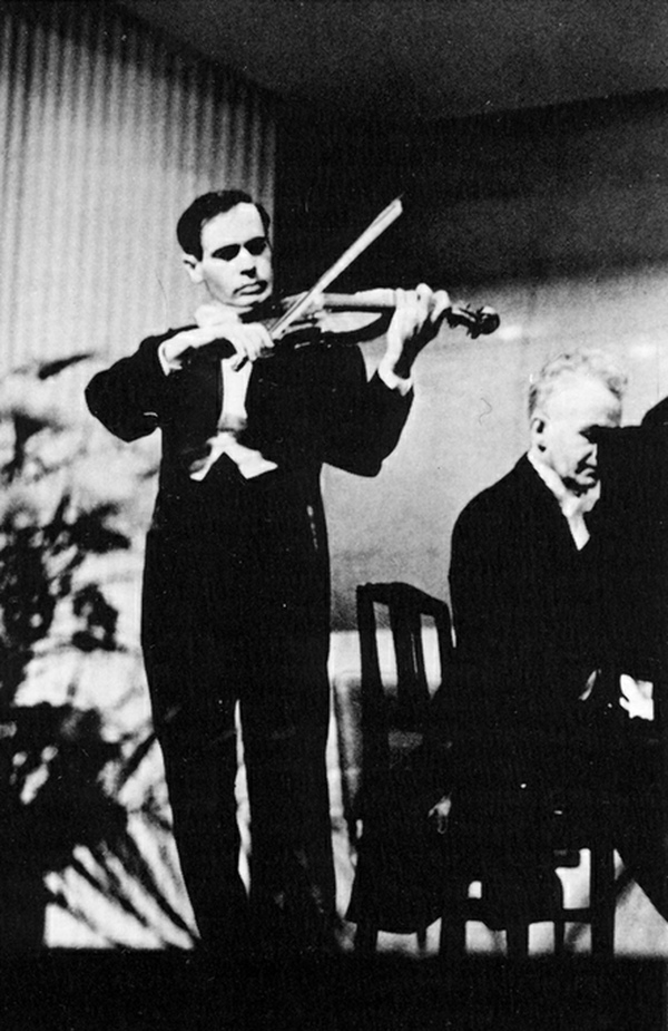 Leonid KOGAN et Andrei MYTNIK, récital donné le 10 mai 1959 dans la grande salle de la Philharmonie de Leningrad