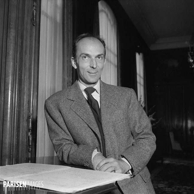 Igor MARKEVITCH, octobre 1957, Paris, © Roger-Violet et Boris Liptnitzi, PARISENIMAGES, cliquer pour voir l'original