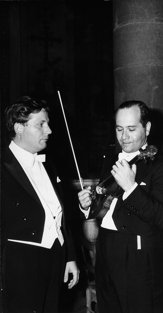 Helmut MÜLLER-BRÜHL et Igor OISTRACH, Festival de Menton 1968, photographe inconnu