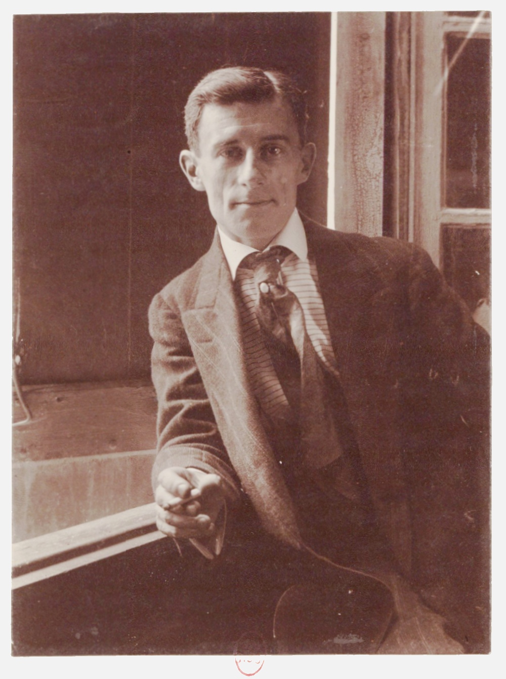 Maurice Ravel, 1910, source: Bibliothèque nationale de France, droits: domaine public, identifiant: ark:/12148/btv1b8423948g