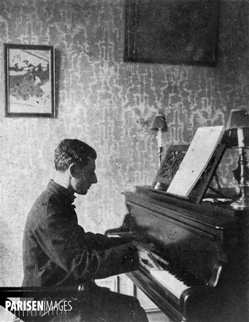 Maurice Ravel, janvier 1913, Paris En Images © Roger-Viollet, Numéro d'image: 6468-1, Numéro d'inventaire: RV-48280, cliquer pour une vue agrandie