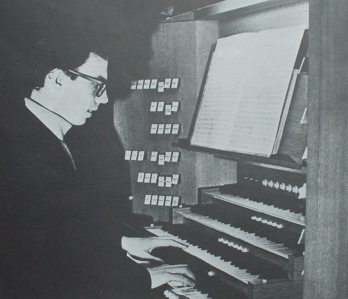 Lionel ROGG  à l'orgue de la Cathédrale St.Pierre de Genève