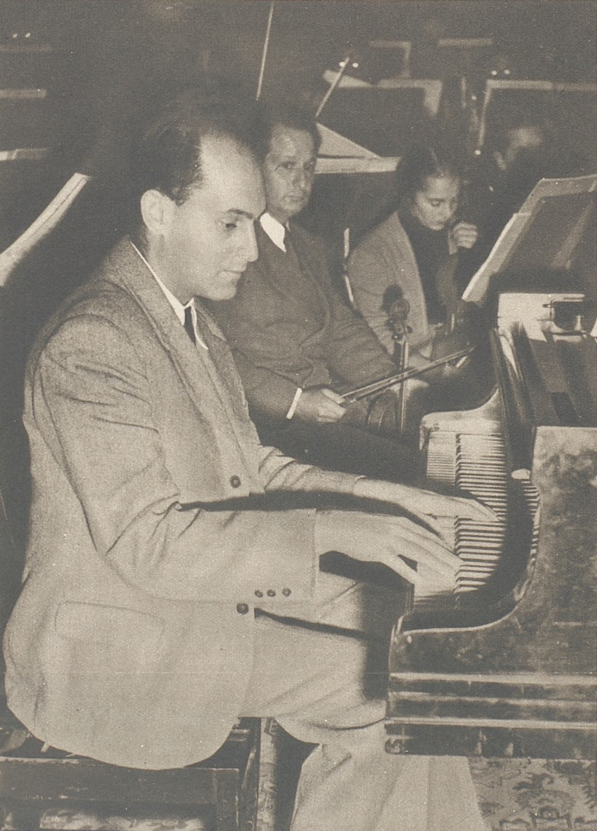 Georg SOLTI, publié dans L'Illustré du 15 octobre 1942, No 42, page 1371, cliquer pour une vue agrandie