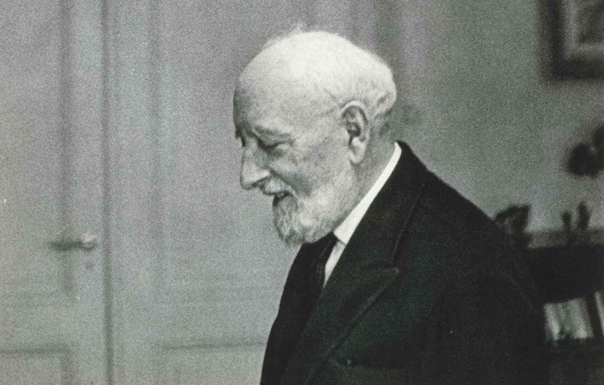 Ernest Ansermet, extrait de la page 9, «Les grands Interprètes - Ernest Ansermet», Portraits de Jean Mohr, Texte de Bernard Gavoty, critique musical du «Figaro», Éditions René Kister - Genève